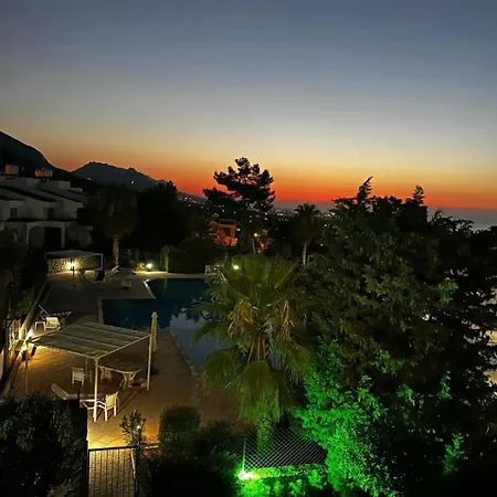 Apartment Peaceful 2 Bed With Beautiful Views Kyrenia (Northern Cyprus)